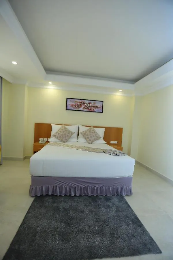 Amran Hotel Addis Ababa 4*,